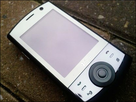 多普达P860海外版拆包图!HTC Polaris真机实拍