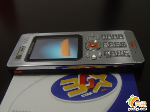 3G����Ӱ����������W880����1880Ԫ