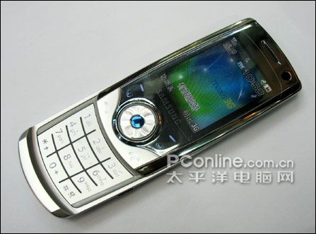一周手机:诺基亚N82携手三星G800闹香江