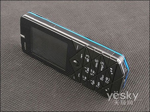 钻石切割精品手机 诺基亚7500 Prism降价_手机