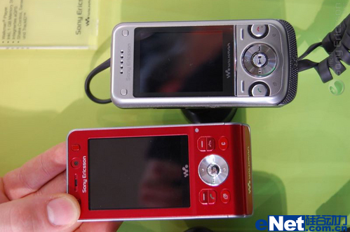 �»�Ϥ������CeBIT���ᰮ����չ̨һƳ