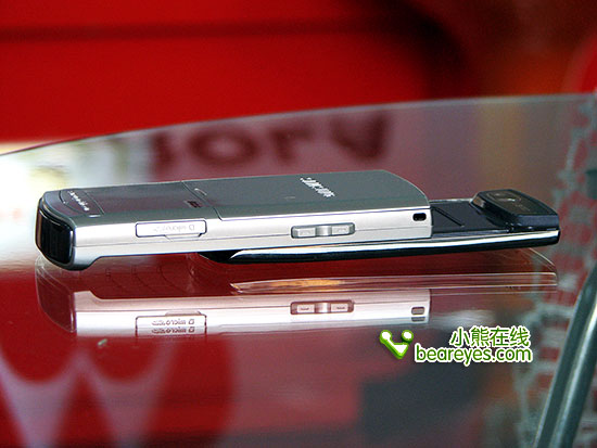 双模新品手机 三星超薄滑盖W159售3280_手机