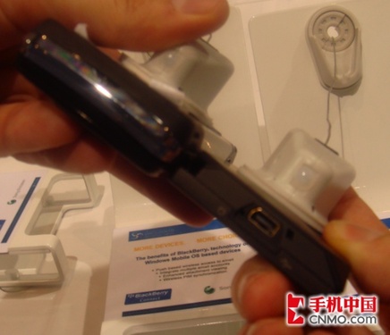WM巅峰之战Diamond对比索尼爱立信X1(2)