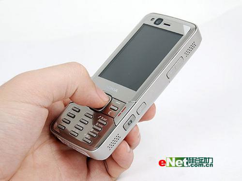 N82