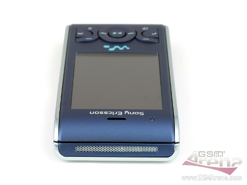 �»���Walkman���ᰮ����W595����(3)