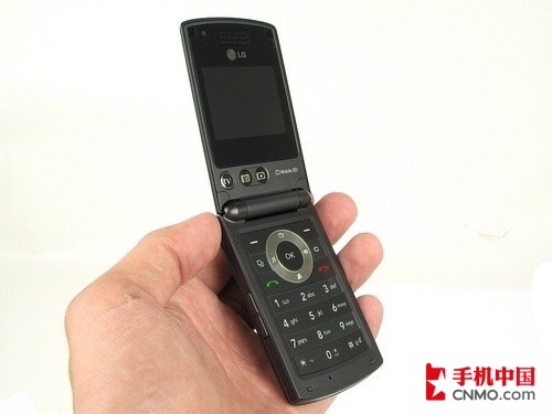 翻盖横屏LG电视手机HB620T开卖2550
