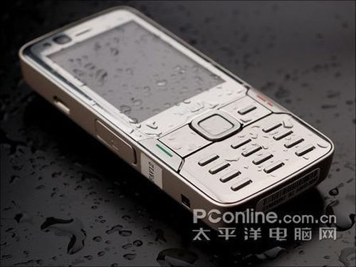 谁敢与我PK诺基亚N82仅售2400