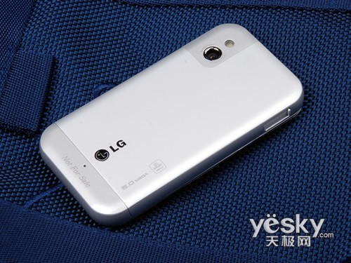 手机排行榜前十名性价比最高两千至三千 1255572840_PEx6p5.jpg