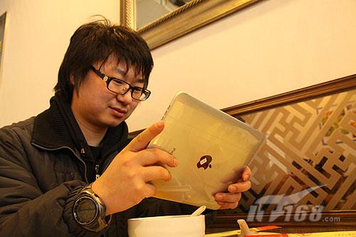 厕所比床上爽苹果iPad十场景真人测试
