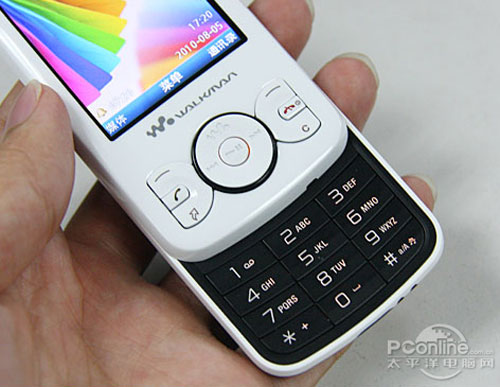 入门级时尚音乐手机 索爱W100\/W20低价_手机
