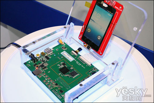 大爱姜饼瑞芯微Android2.3手机香港评测