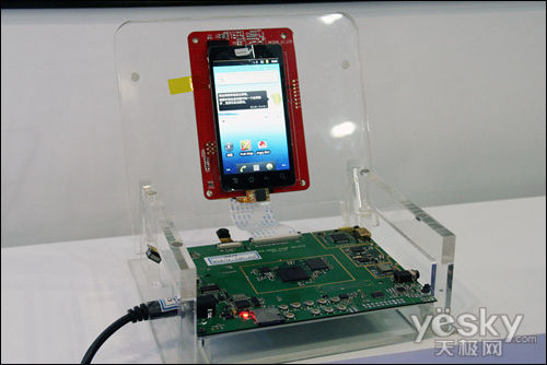 大爱姜饼瑞芯微Android2.3手机香港评测