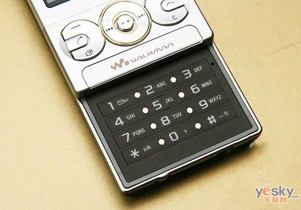 鿴ᰮ W715 һͼ