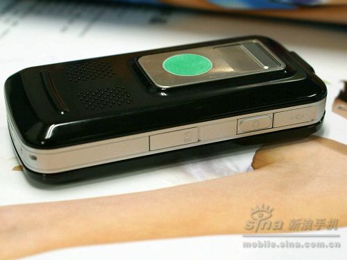 ����鿴��ŵ���� 6110Navigator ��һ��������ͼ