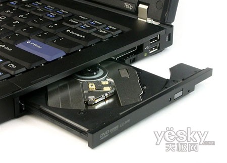 ˫�˶�������ThinkPadT60��13800Ԫ