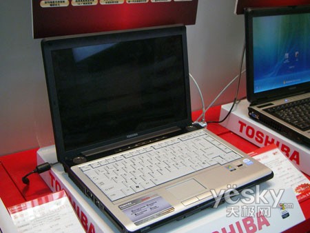 ��ǰ����800Ԫ��֥L203�ʼǱ�4150Ԫ