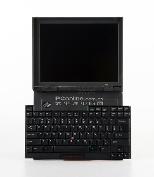经典重温!Thinkpad 701cs蝴蝶键盘笔记本回味