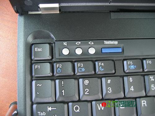 ThinkPadT6118000