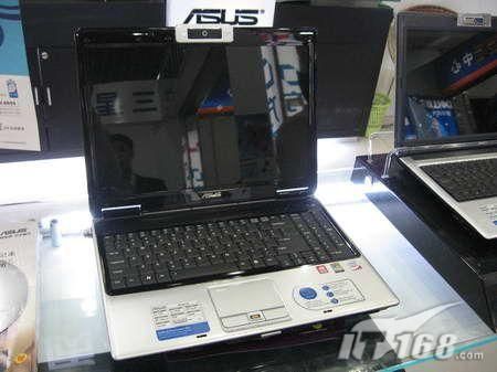 15�����Ļ��˶M51���䱾��9200