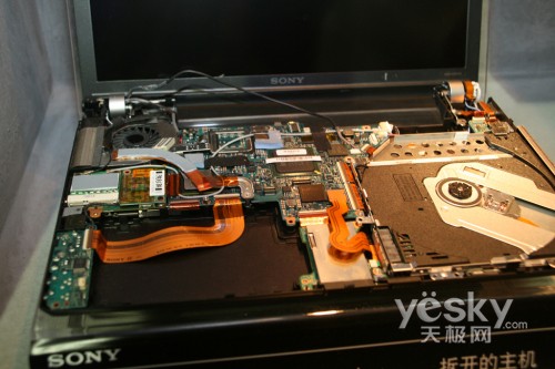 “智动人心”索尼VAIO推出三大全新系列_笔记本_科技时代_新浪网