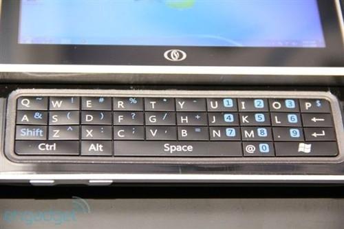 首款基于Windows系统的掌机OCS-1问世_笔记