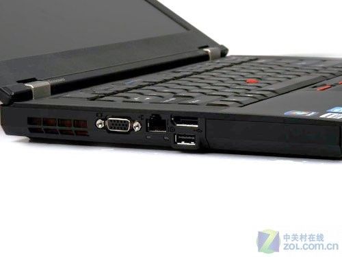 笔记本 正文 联想thinkpad t420机身接口布局方面也有一些小改动