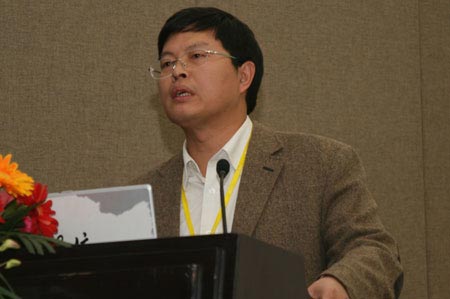 图文:中国联通王明会演讲