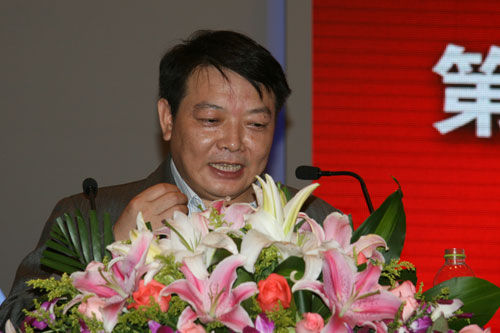 图文:中国物联网研究发展中心主任叶甜春_通讯