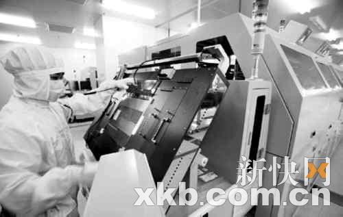液晶面板厂遭遇冰河期减产削价回笼资金