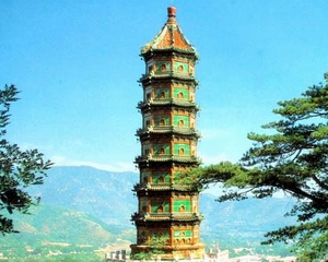  Xiangshan Colored Glaze Tower