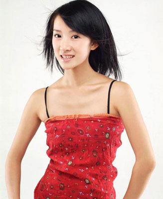 陈道明的女儿陈格格(新浪读书配图) 陈道明的女儿陈格格(新浪读书配图)