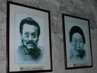 室内墙上挂着阿炳(1893-1950)与董彩娣(1888-1951)的遗像