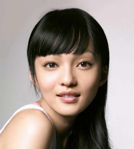 歌坛美少女张韶涵自曝三段短暂情史(图)(转的）