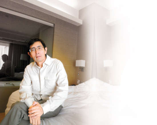 北岛对自己的诗句已厌恶:创办《今天》与妹妹