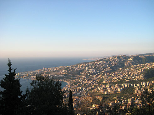 黎巴嫩首都贝鲁特的地中海风光(图)