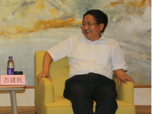 有种网受邀参加首届天津种子大会暨种业科技院士论坛,并做专题报告