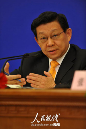 商务部部长陈德铭答记者提问 商务部部长陈德铭答记者提问