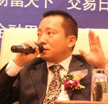 龙腾资产管理公司董事长吴险峰