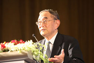 厉以宁：经济增长的主动力是调动民间积极性