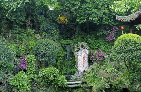 黄龙吐翠 孙小明摄