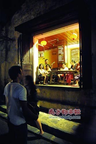 会安的对望 会安的对望