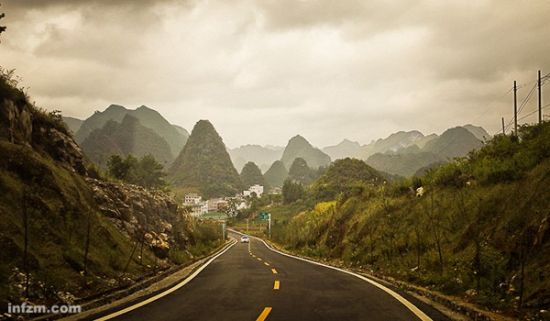 远山的峰群 远山的峰群