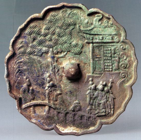 图7、宋代唐皇游月宫故事镜