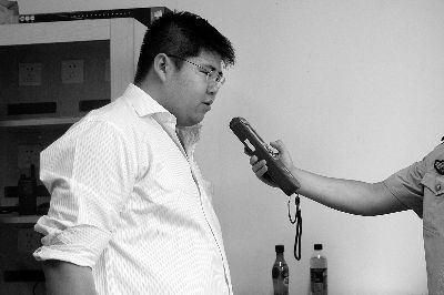 喝格瓦斯后会被仪器判定为酒驾 5分钟后消失|酒