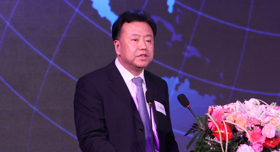 阎庆民：信息化将带来银行业深刻变革