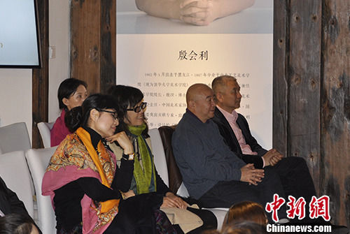 殷会利的姐姐、歌唱家殷秀梅现身开幕式 殷会利的姐姐、歌唱家殷秀梅现身开幕式