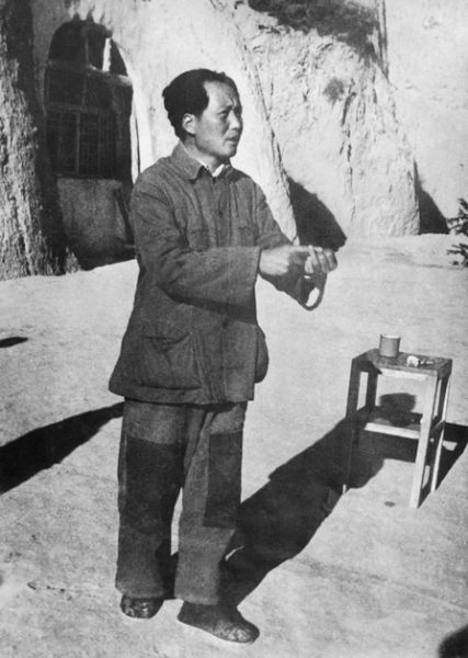 吴印咸诞辰115周年摄影艺术展举办(组图)