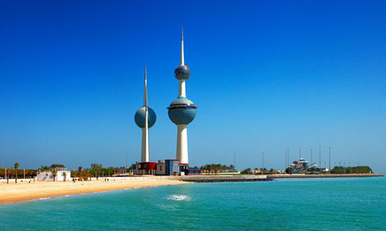 科威特塔，科威特的标志性建筑，1977年建成，见证了这场泡沫的全部历史