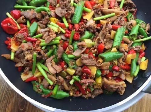 黔江鸡杂 黔江鸡杂