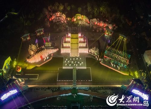 俯瞰开幕式现场。 俯瞰开幕式现场。